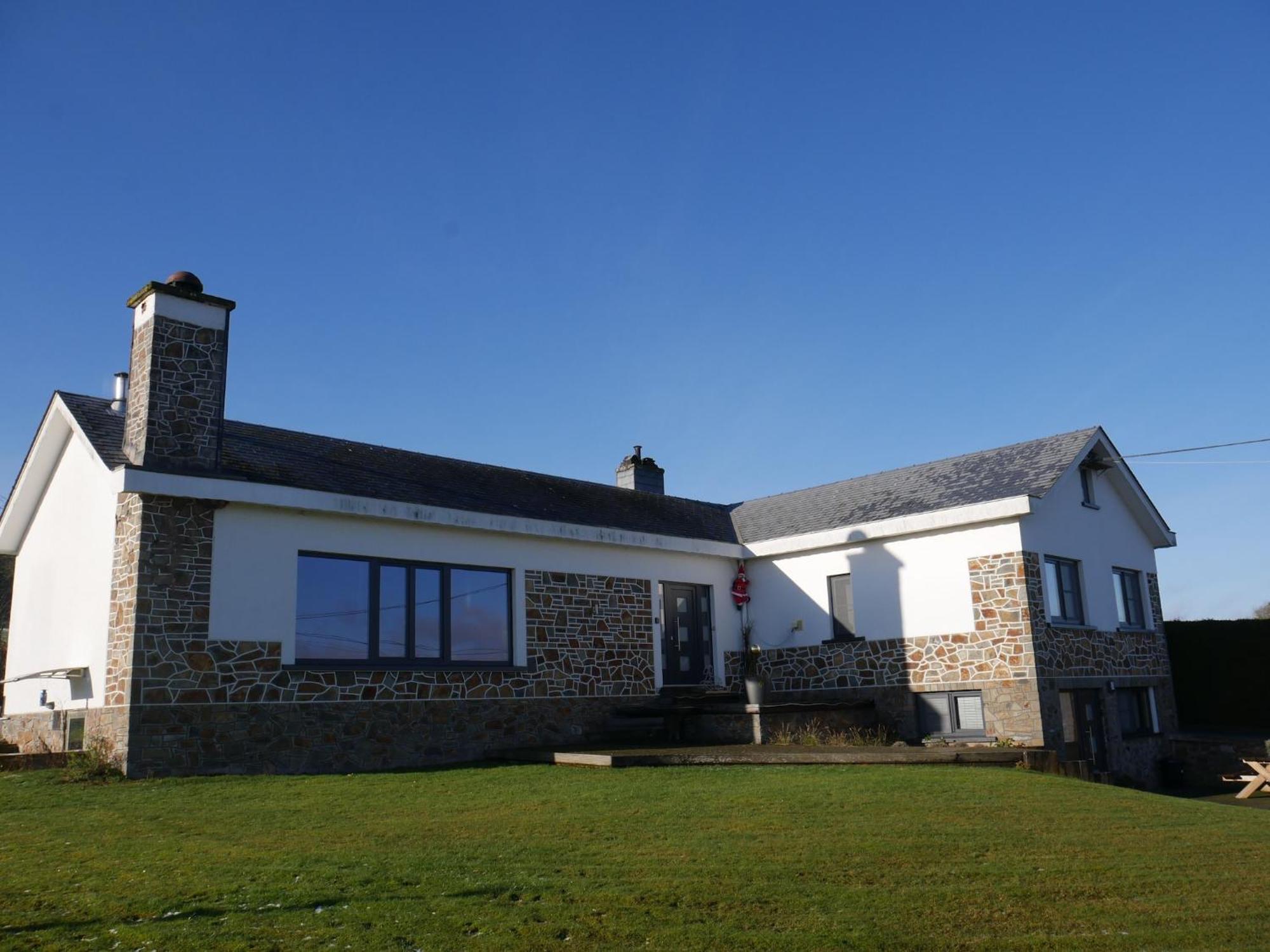 Sophisticated Holiday Home In Lierneux Near Forest Dış mekan fotoğraf