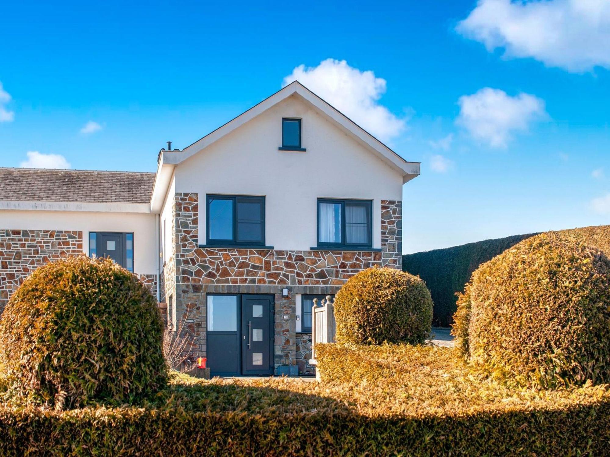 Sophisticated Holiday Home In Lierneux Near Forest Dış mekan fotoğraf